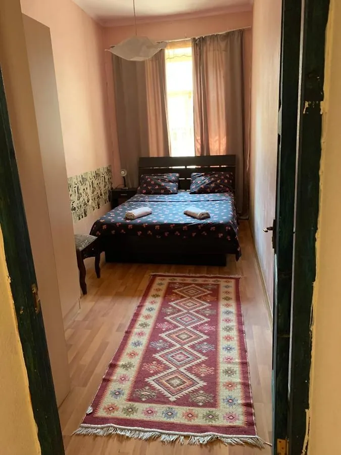 Old Tbilisi Art Home 0*,