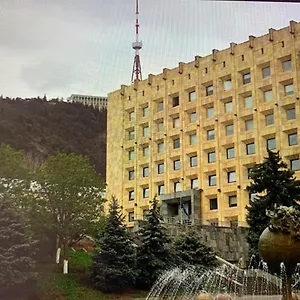  Апартаменты White House Taso